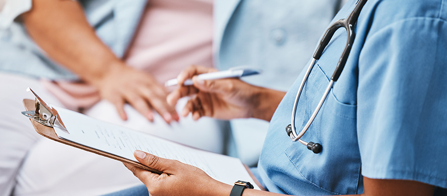 ¿Qué son las fisuras anales agudas y cómo se pueden tratar?